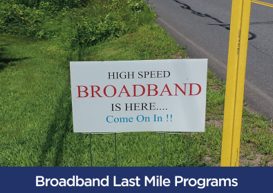 Broadband lawn sign